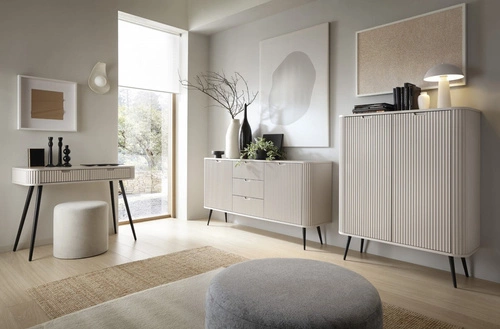 Komoda wysoka Seda beżowa ryflowana nowoczesna na czarnych nogach do salonu 129 cm Intesi