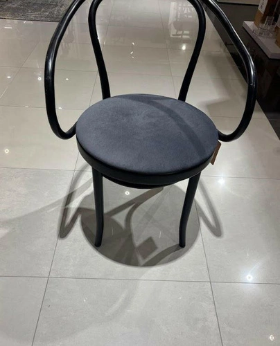 Krzesło Fameg B-9 tapicerowane CATB stan  dard OUTLET