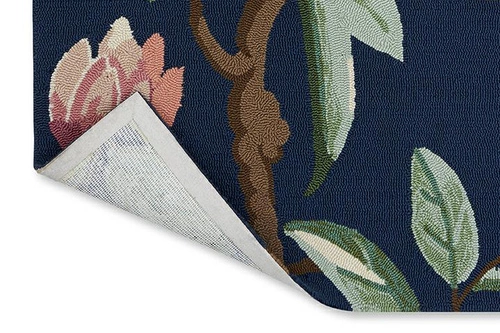 Midnight Garden Navy dywan zewnętrzny na taras i balkon 140x200 kwiatowy łatwoczyszczący