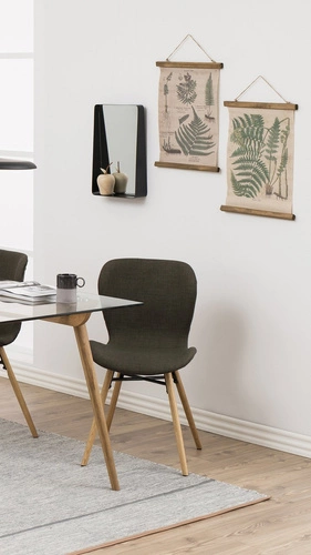 Krzesło tapicerowane Batilda Actona do jadalni i salonu dębowe khaki w stylu boho