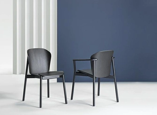 Krzesło drewniane Finn SCAB Design szare nowoczesne do jadalni sztaplowane