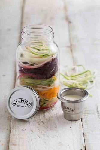 Słoik z tarką-spirala do warzyw KILNER