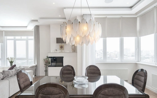 Lampa sufitowa PIUMA glamour biała złota szklana 80 cm do salonu i jadalni Step into Design