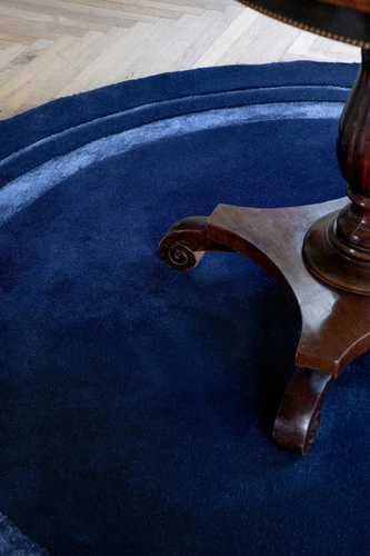 Dywan okrągły Redbrook Midnight 150x150 granatowy nowoczesny wełniany do salonu Laura Ashley