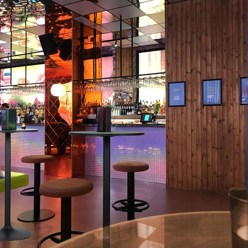 Stół barowy Hvar czarny OUTLET