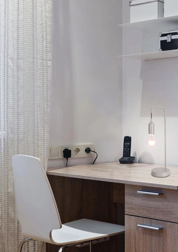 Lampka nocna Laren szara metalowa industrialna do sypialni lub na biurko Ledea 46 cm