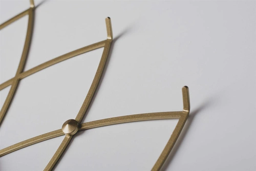 Lotos POLYHEDRA nowoczesny wieszak ścienny do przedpokoju złoty metal dekoracyjny