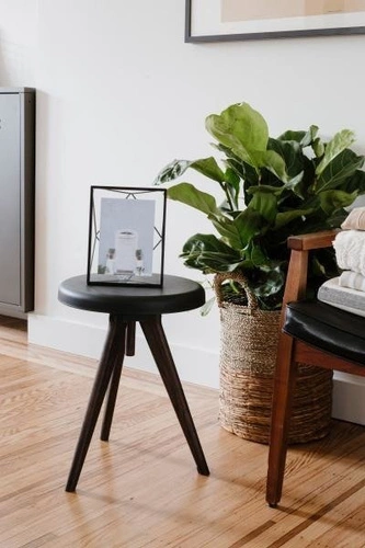 Ramka na zdjęcia 13x18 czarna stojąca lub wisząca Prisma Umbra nowoczesna metalowa