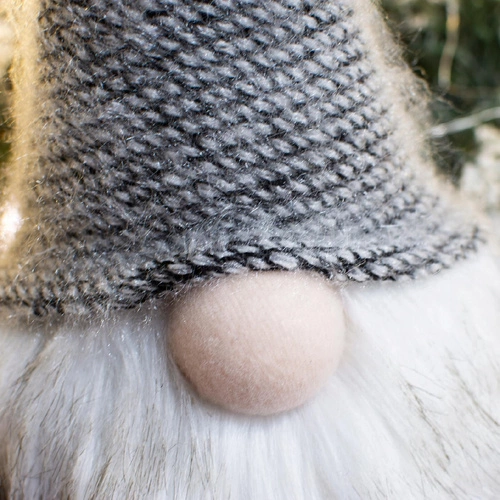 Skrzat szary w kratkę siedzący 46cm     