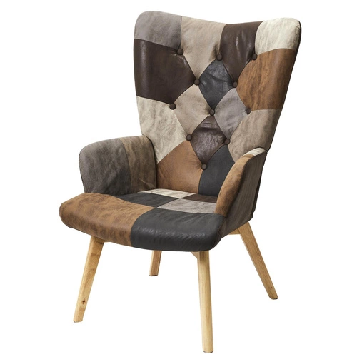 Fotel uszak Helsinki do salonu brązowy patchwork skandynawski z wysokimi nogami Intesi