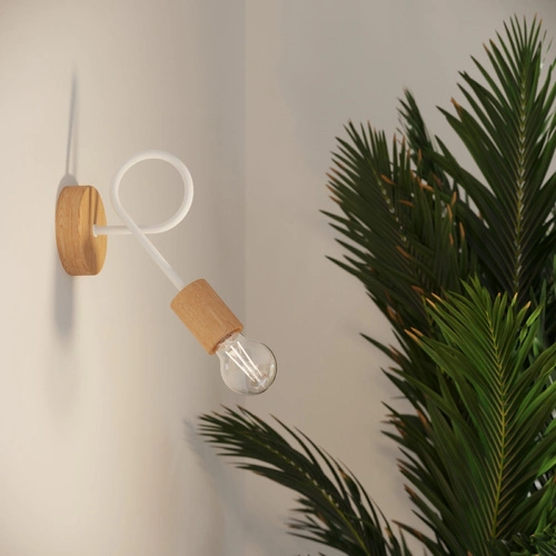 Żyrandol sufitowy EMBER 5 biały minimalistyczny z drewnem do salonu i jadalni 61 cm