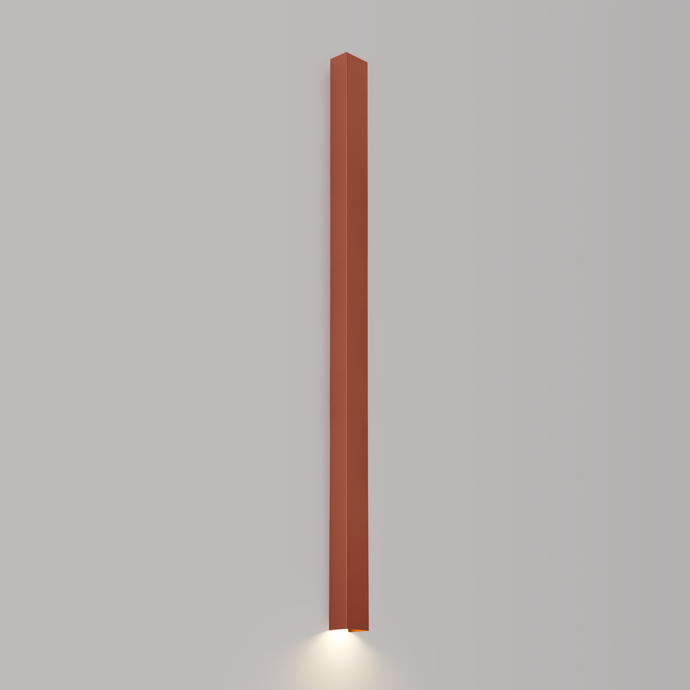 Nowoczesny kinkiet ścienny FREYA 150 czerwony stalowy do salonu i sypialni Thoro 150 cm