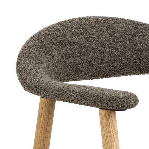 Krzesło do jadalni tapicerowane boho Addi Actona brązowe dąb z podłokietnikami