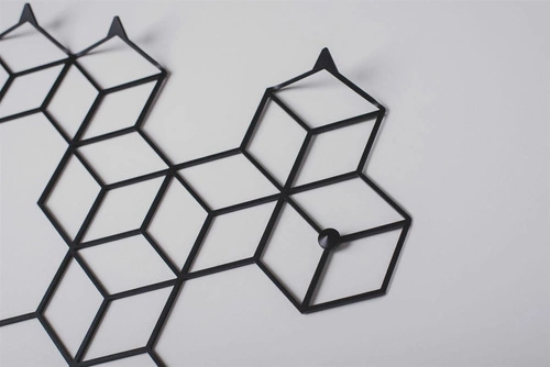 Nowoczesny wieszak ścienny metalowy Stiga XL Black do przedpokoju czarny Polyhedra 97 cm