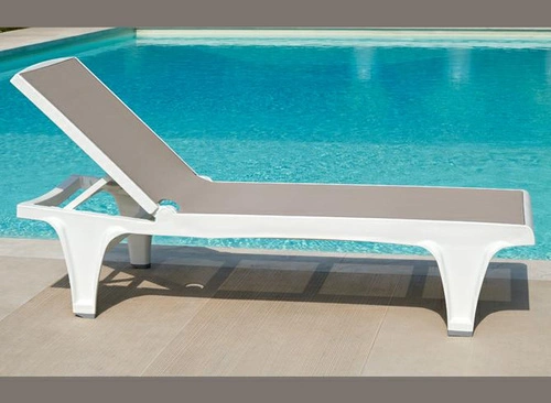 Leżak ogrodowy Tahiti SCAB Design nowoczesny regulowany technopolimer beżowy na taras i do ogrodu