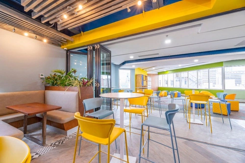 Hoker Lisa 75 cm niebieski nowoczesny z oparciem do wyspy kuchennej SCAB Design sztaplowany