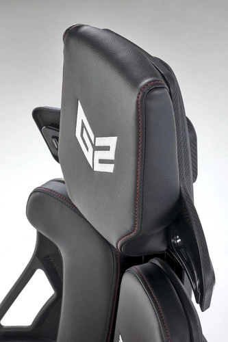 Fotel gamingowy Abruzzi czarno-czerwony ergonomiczny obrotowy z zagłówkiem do biurka Intesi