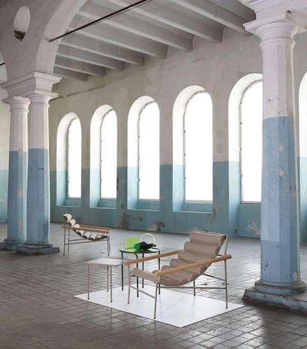 Fotel wypoczynkowy Dress_Code Fashion do salonu nowoczesny z tkaniny glamour zdejmowany pokrowiec