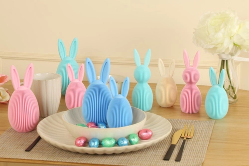 Beżowa figurka wielkanocna Jajko z uszami Intesi 13,5 cm nowoczesna dekoracja na stół lub parapet