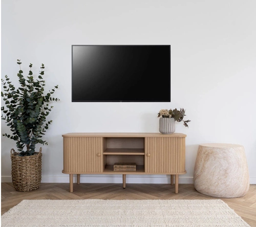 Szafka RTV drewniana Nikko ryflowana stojąca 113 cm boho do salonu naturalna Intesi