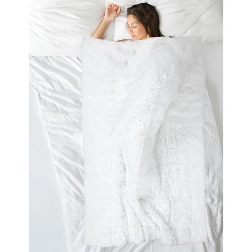 Koc obciążeniowy Furry 150x200 cm biały puszysty i ciepły na łóżko do sypialni
