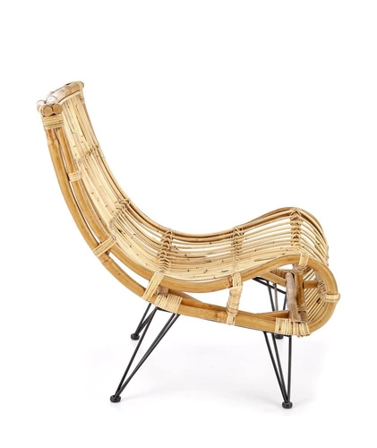 Fotel rattanowy Dami boho do salonu i na taras wypoczynkowy naturalny na czarnej podstawie