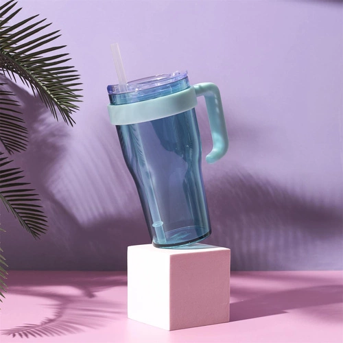 Kubek termiczny Intesi Mini Miami niebieski 600 ml nowoczesny do kawy i herbaty