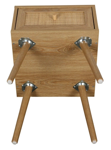 Szafka nocna boho Ballo Intesi z plecionym frontem i szufladą, naturalny dąb do sypialni