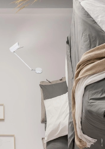 Nowoczesny biały kinkiet ścienny Milly metalowy regulowany do sypialni salonu lub nad lustro