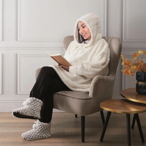 Bluzo koc z futerka Intesi biały ciepły koc z kapturem na kanapę do salonu