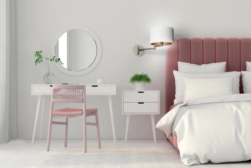 Kinkiet ścienny Alexia nowoczesny biały z chromowanym wykończeniem do sypialni z ruchomym kloszem