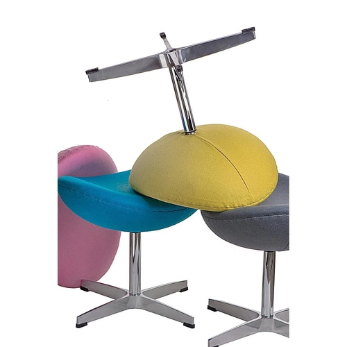 Podnóżek Jajo różowy kaszmir Premium D2.DESIGN obrotowy podnóżek tapicerowany do salonu glamour