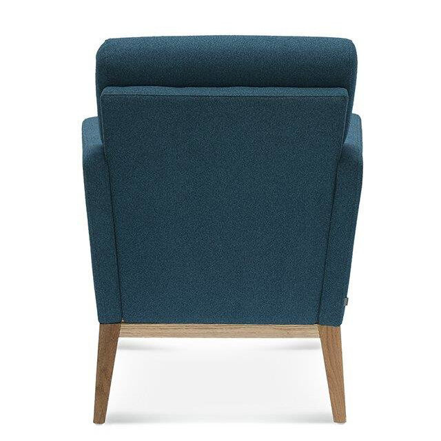 Fotel kubełkowy Montana Fameg tapicerowany do salonu nowoczesny dąb premium personalizowany