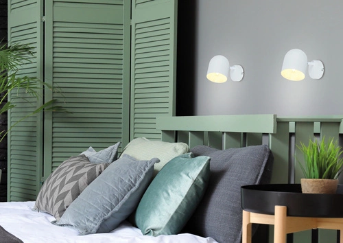 Kinkiet ścienny Azuro biały metalowy nowoczesny ruchomy do sypialni i salonu CANDELLUX