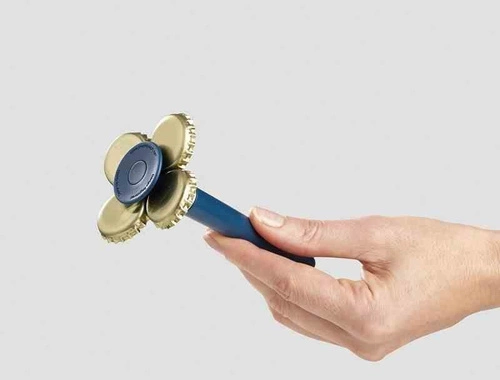 Magnetyczny otwieracz do butelek Joseph Joseph niebieski