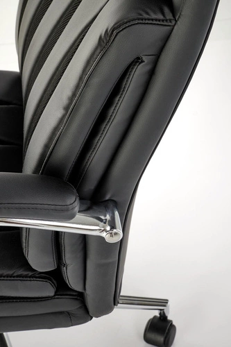 Fotel biurowy ergonomiczny obrotowy Lacour PU czarny z podłokietnikami do biura Intesi