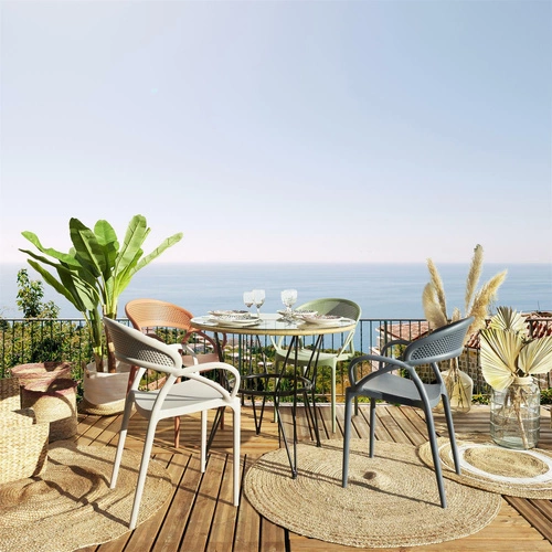 Krzesło ogrodowe z tworzywa sztucznego Salmi białe Intesi, sztaplowane, łatwe czyszczenie