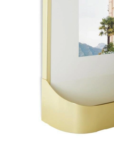 Zestaw wiszących złotych ramek na zdjęcia Matinee Umbra glamour z pojemnikiem na rośliny