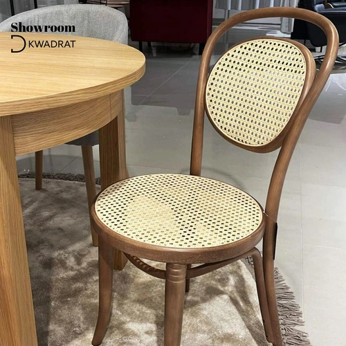 Krzesło Fameg A-10 drewniane tapicerowane do jadalni i salonu retro personalizowane