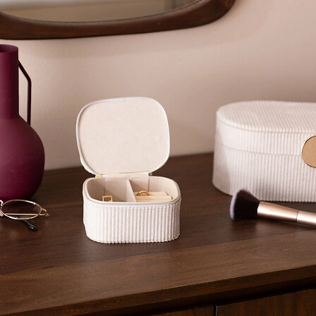 Organizer na biżuterię do szuflady Enya sztruksowy beżowy Atmosphera z przegródkami