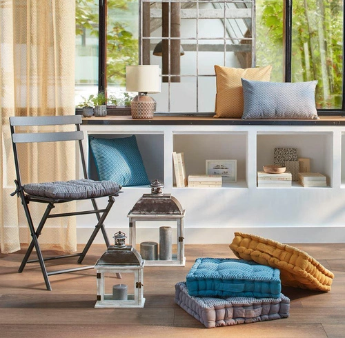 Poduszka na krzesło kwadratowa pikowana Shipy szara 40x40 do ogrodu i kuchni Atmosphera