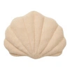 Poduszka dekoracyjna Darling beżowa muszla do salonu 35x45 cm