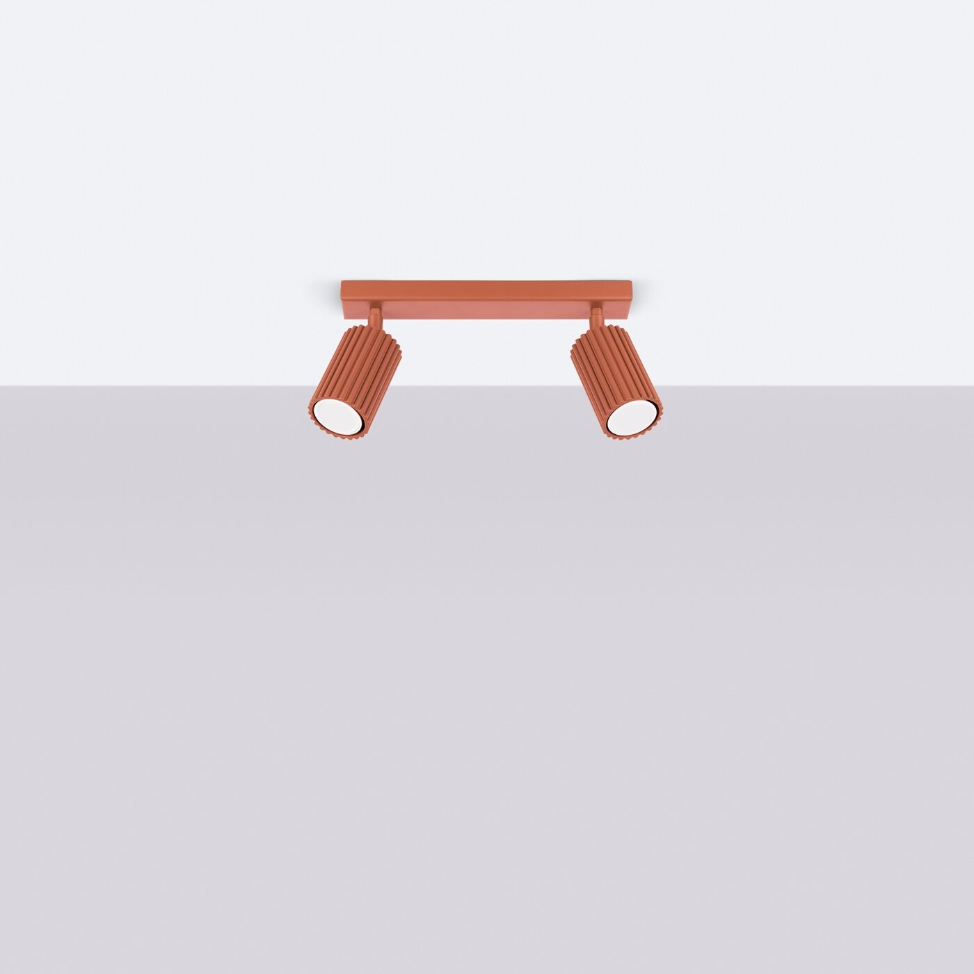 Plafon sufitowy KARBON 2 czerwony nowoczesny aluminiowy do salonu z ruchomym kloszem