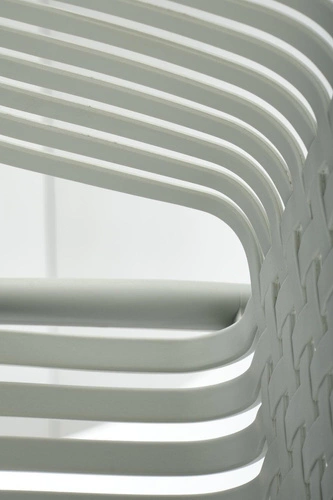 Krzesło ogrodowe z tworzywa Nathan Intesi szare, nowoczesne, łatwe czyszczenie, sztaplowane