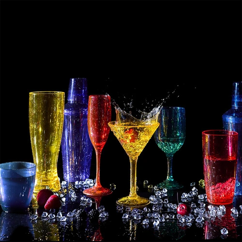 Shaker Sky Intesi czerwony szejker do drinków 3‑częściowy z sitkiem 26 cm