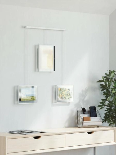 Czarna multiramka na zdjęcia 10x15 i 13x18 Umbra Exhibit nowoczesna na ścianę