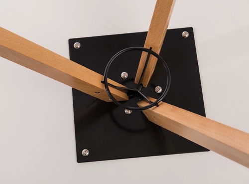 Stół okrągły do jadalni Intesi Rocket biały blat drewniane nogi nowoczesny 90 cm