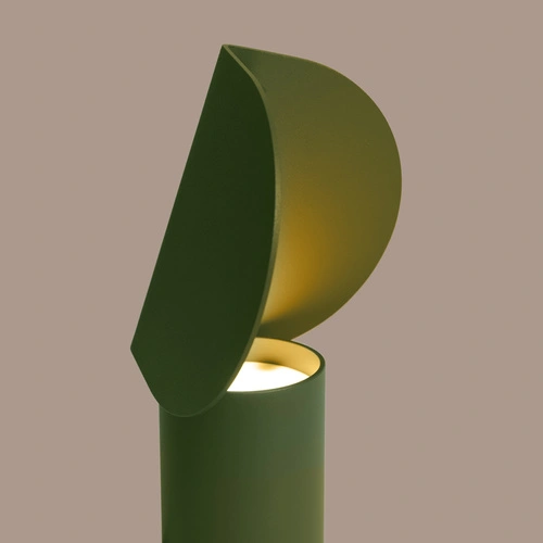 Lampa biurkowa LED BISCUIT oliwkowa nowoczesna na biurko 15 cm
