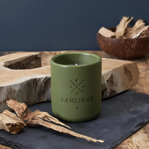 Świeca zapachowa Earth Zanzibar zielona Intesi nowoczesna dekoracyjna do salonu 10 cm