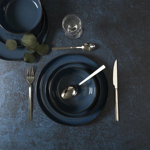 Zestaw obiadowy Temp nowoczesny niebieski komplet talerzy na 4 osoby do jadalni